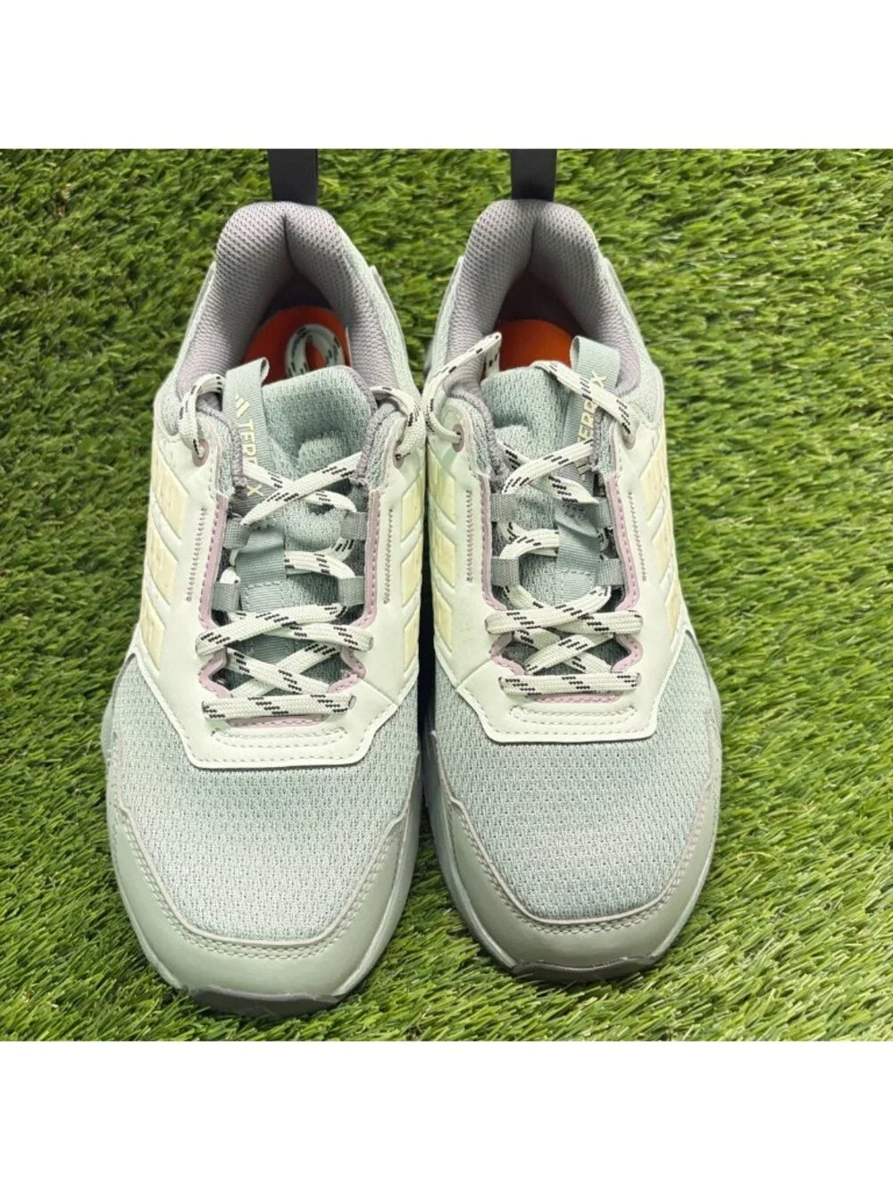 adidas please review